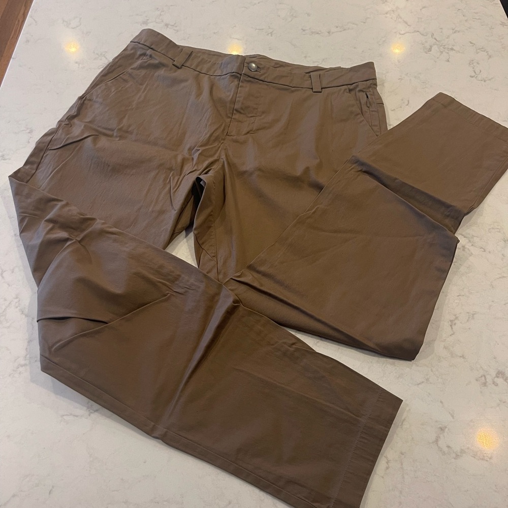 Lululemon khakis 36 waist 32 inseam
